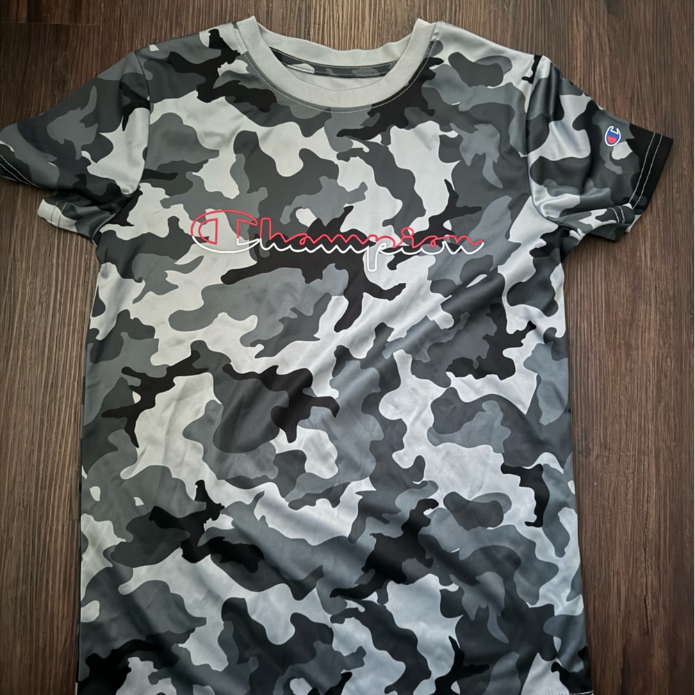 Boys Champion T shirt